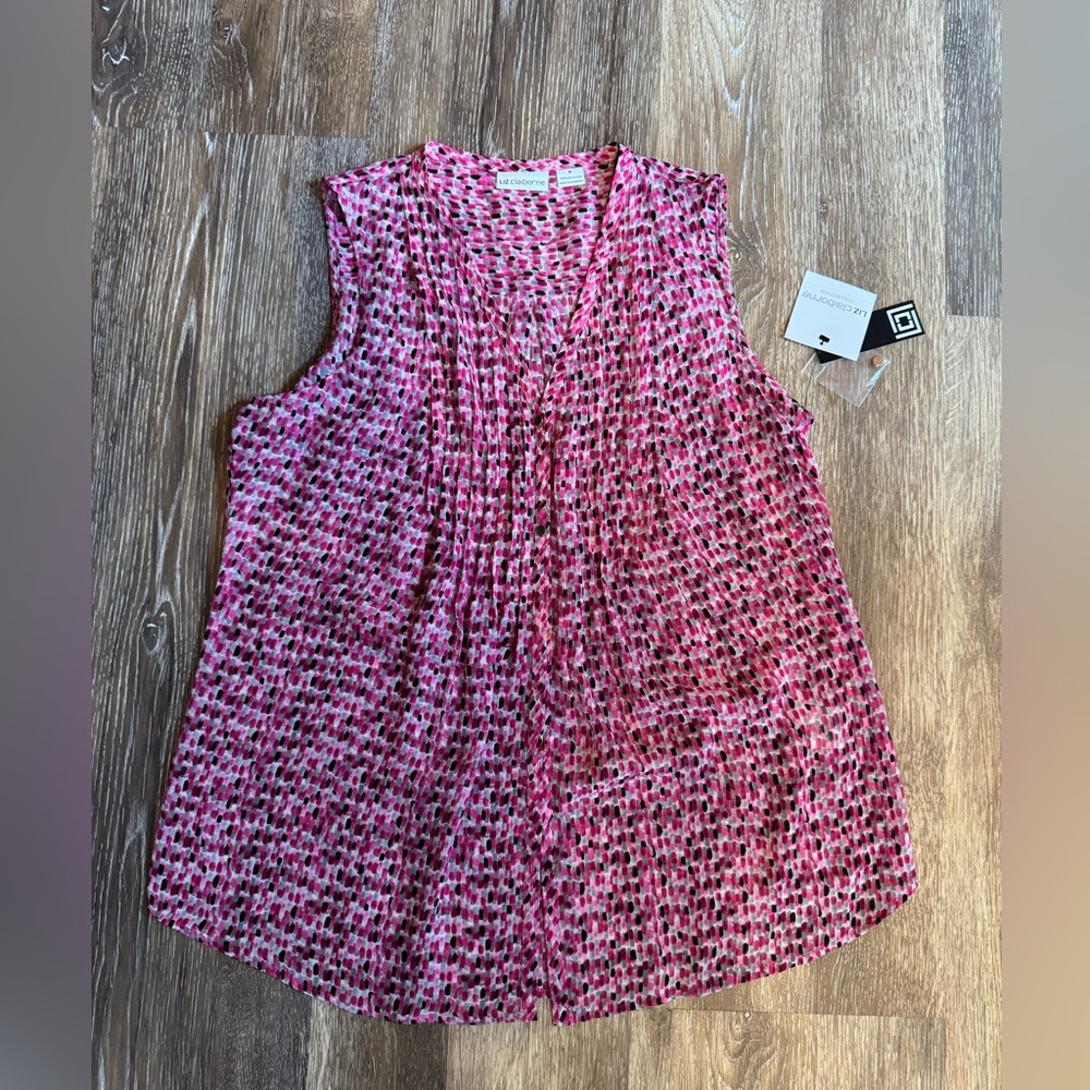 Liz Claiborne‎ sleeveless top size medium new with tags!!